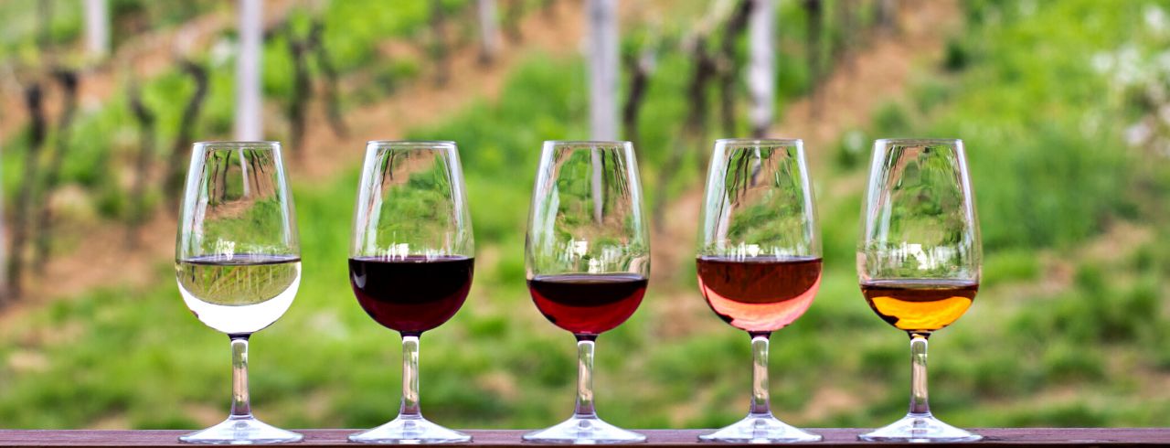 Drop Red Stemless Wine Glass